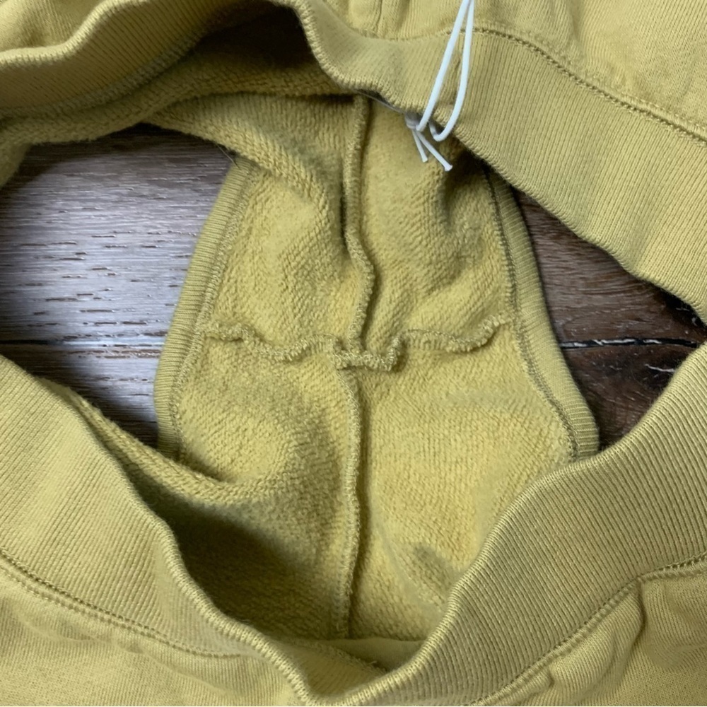 Everlane women’s the track sweat shorts pockets - Picture 4 of 7